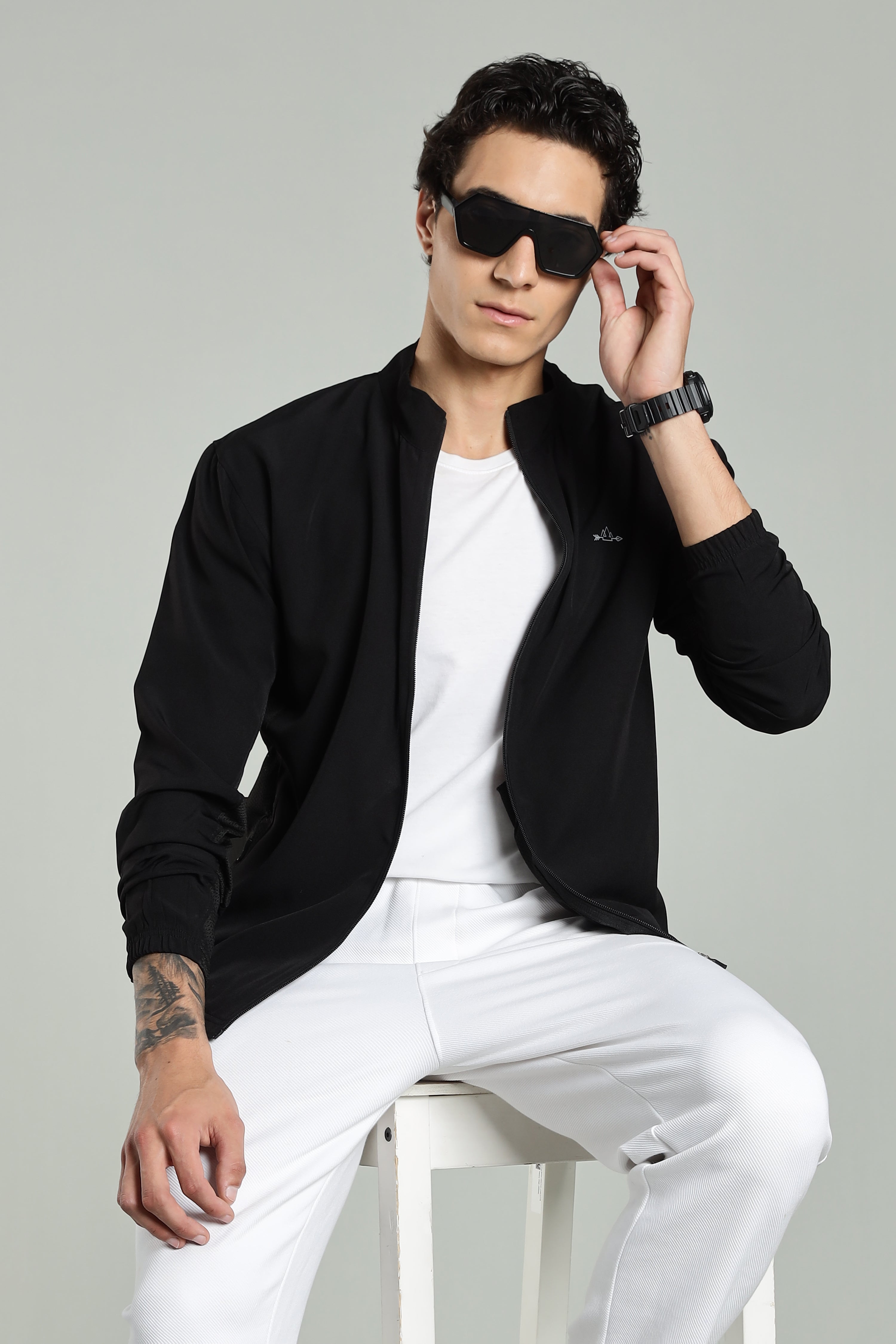 Black Men’s AeroLite All-Season Jacket